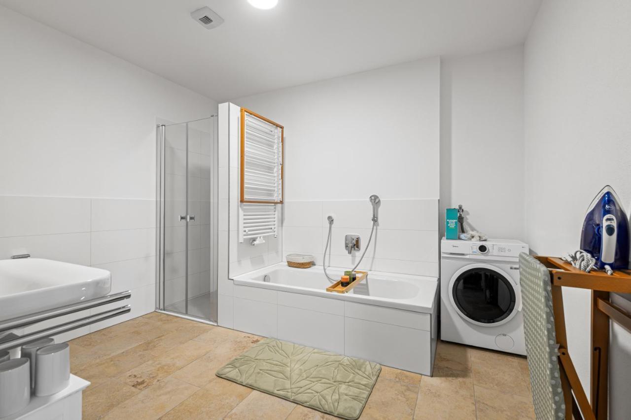 Apartment Smurmelhomes Oase: Terrasse - Parken - Kind Passau