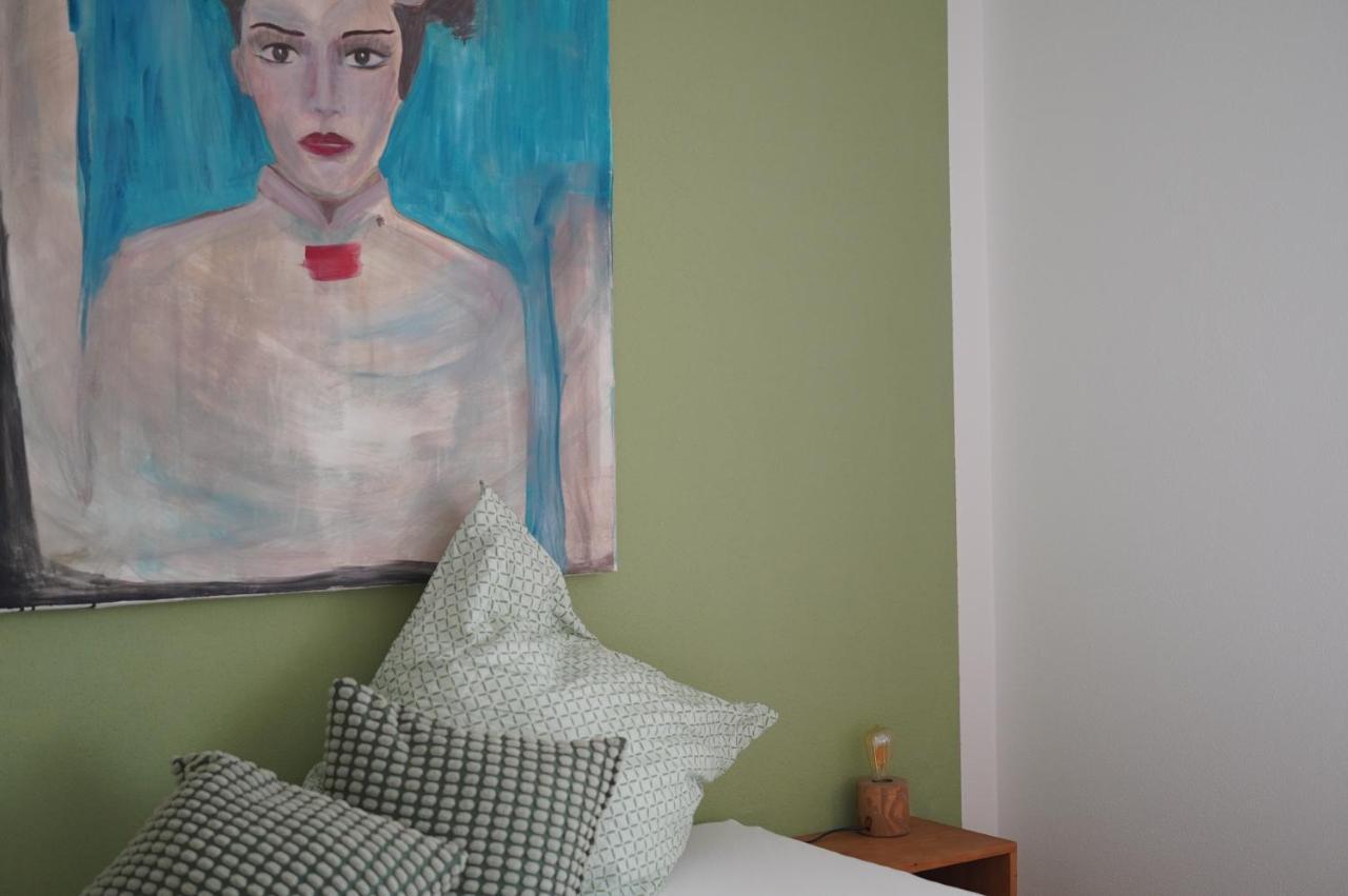 Appartement Smurmelhomes Oase: Terrasse - Parken - Kind